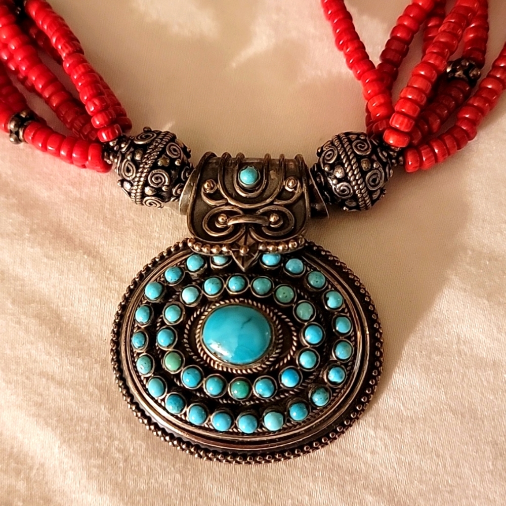 S/S turquoise/coral necklace